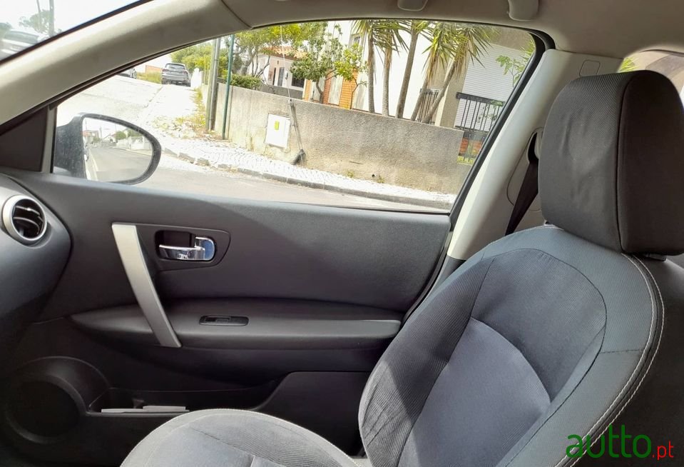 2010' Nissan Qashqai photo #4