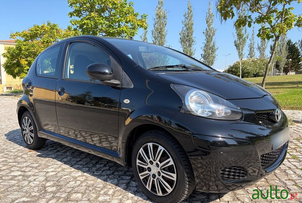 2009' Toyota Aygo 1.0 Power Pack+Ac photo #5