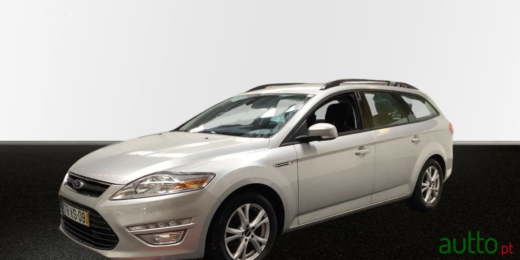 2012' Ford Mondeo Sw photo #3