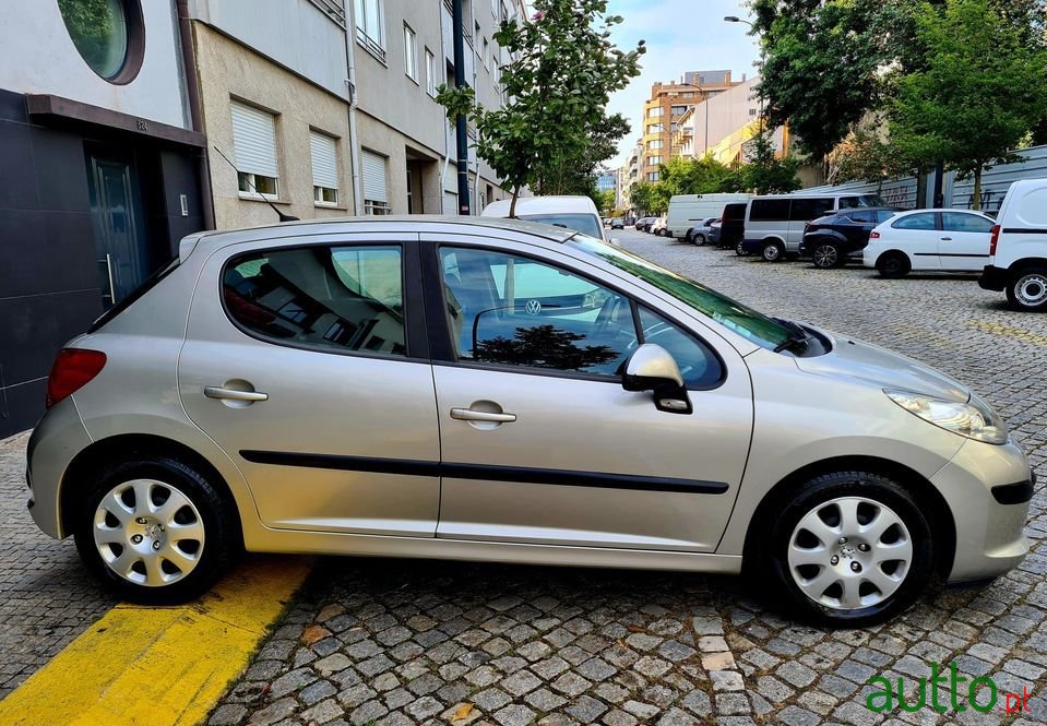 2008' Peugeot 207 photo #3