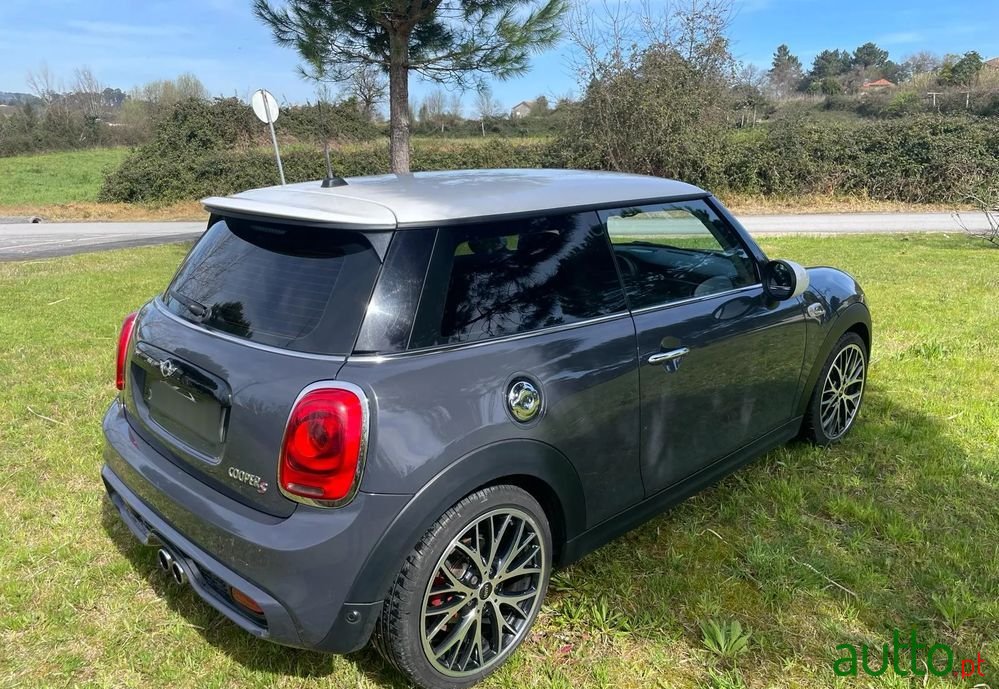2016' MINI 3 Portas Cooper S photo #5
