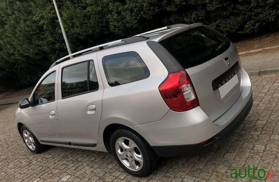 2013' Dacia Logan Mcv photo #4
