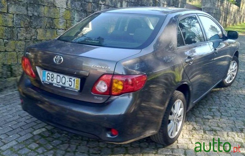 2007' Toyota Corolla photo #2