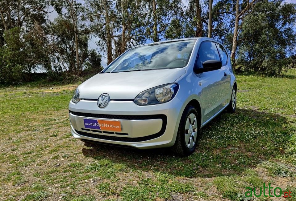 2015' Volkswagen Up photo #5