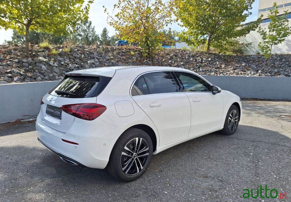 2023' Mercedes-Benz A 250 photo #2