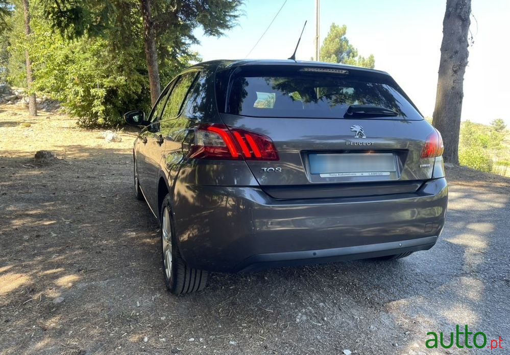 2015' Peugeot 308 1.6 Bluehdi Allure photo #4