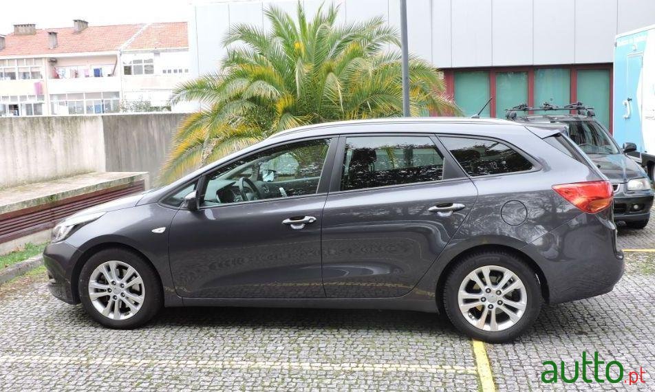 2014' Kia Ceed Sw photo #2