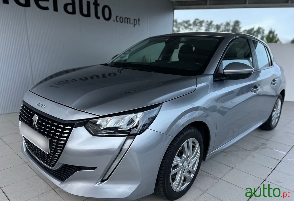 2020' Peugeot 208 photo #2