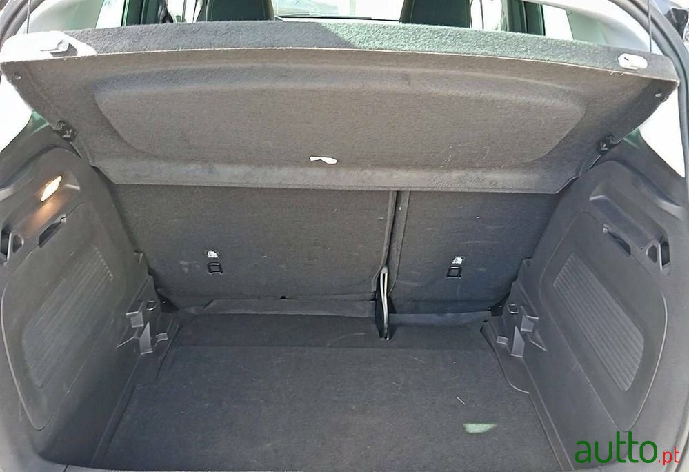 2023' Opel Crossland X photo #6