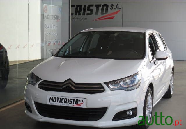 2016' Citroen C4 photo #1