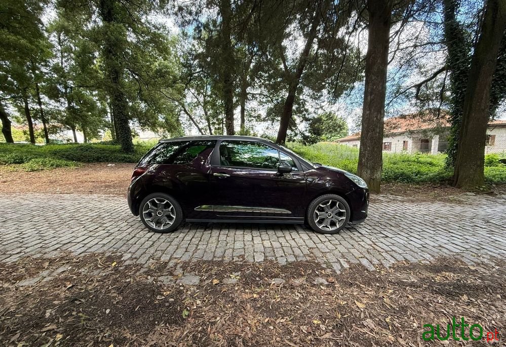 2014' Citroen DS3 1.2 Vti Chic Etg photo #5