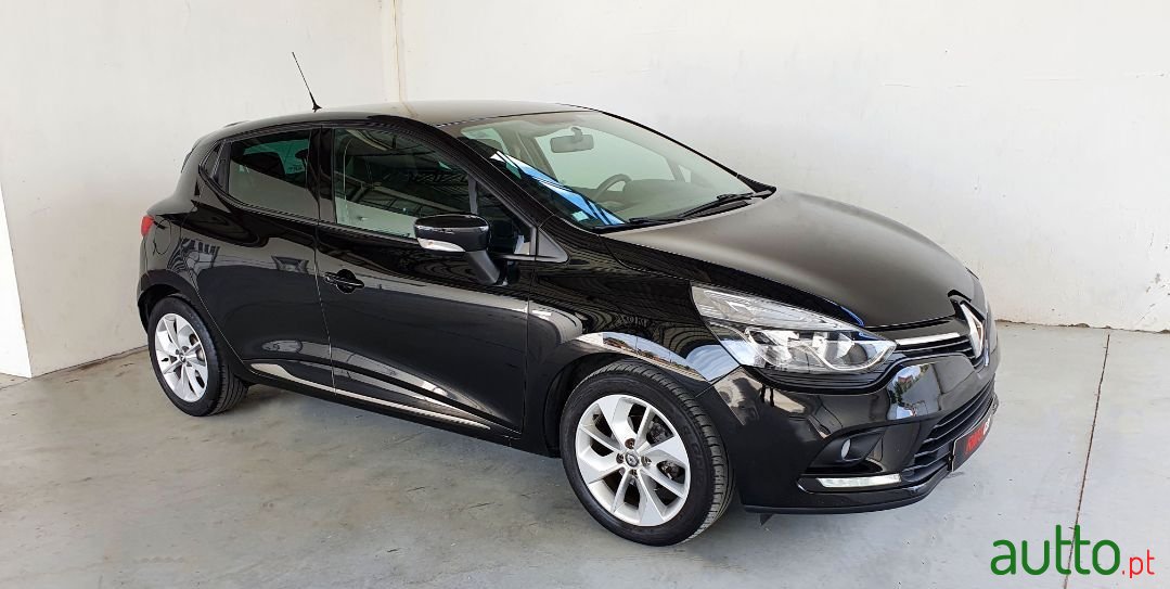 2017' Renault Clio photo #3