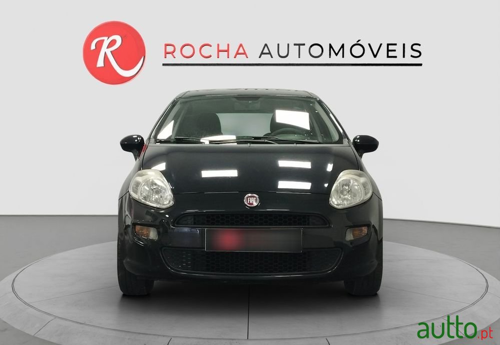 2017' Fiat Punto 1.2 Easy S&S photo #2