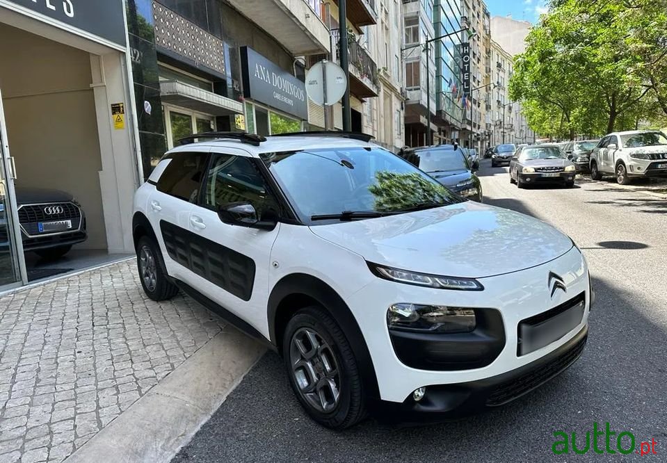 2015' Citroen C4 Cactus photo #6