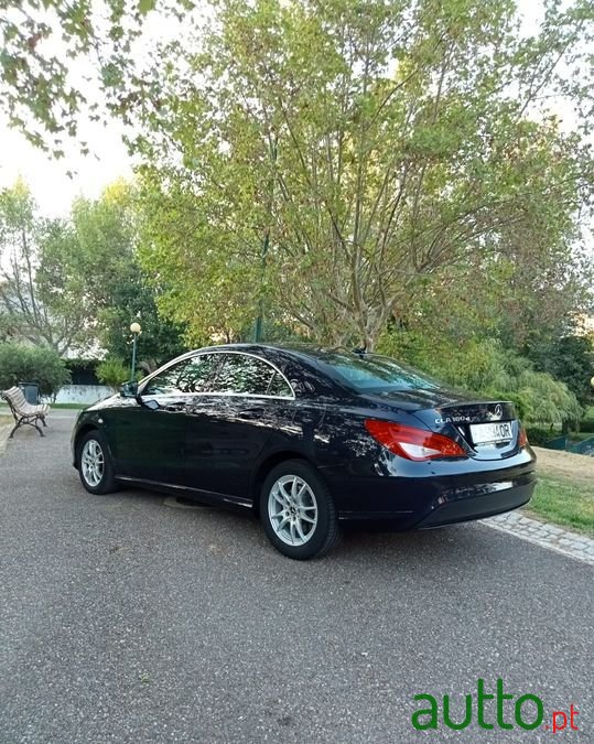 2018' Mercedes-Benz Cla-180 photo #5