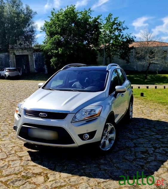 2009' Ford Kuga 2.0 Tdci Titanium photo #2