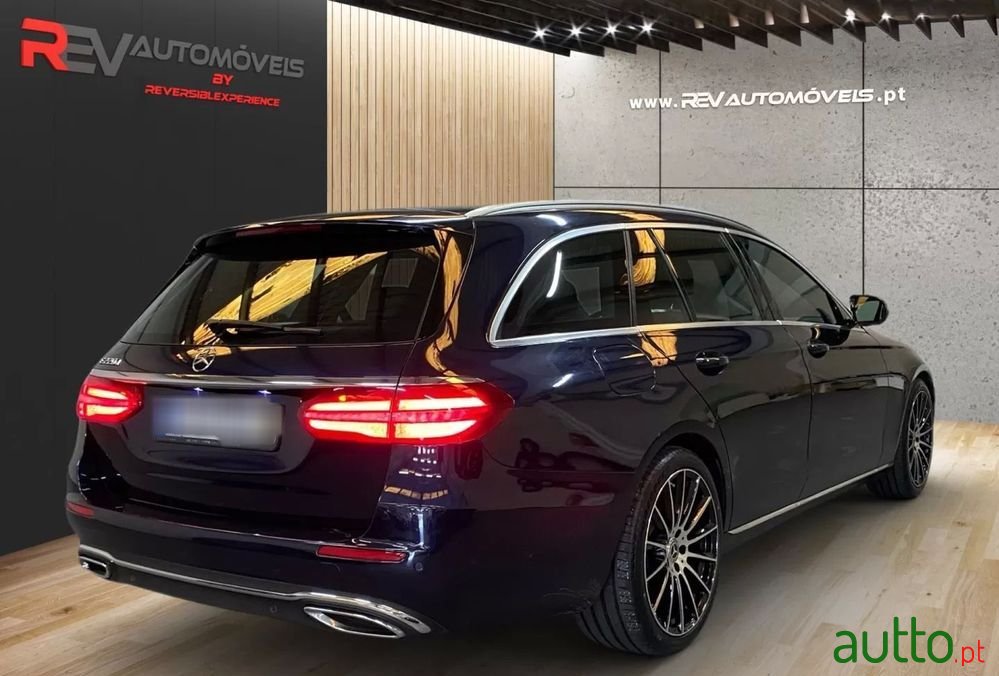 2018' Mercedes-Benz Classe E D Avantgarde photo #1