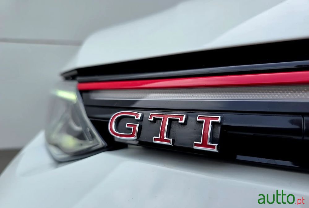 2021' Volkswagen Golf 2.0 Tsi Gti Dsg photo #5