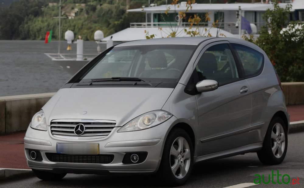 2006' Mercedes-Benz A 180 photo #3