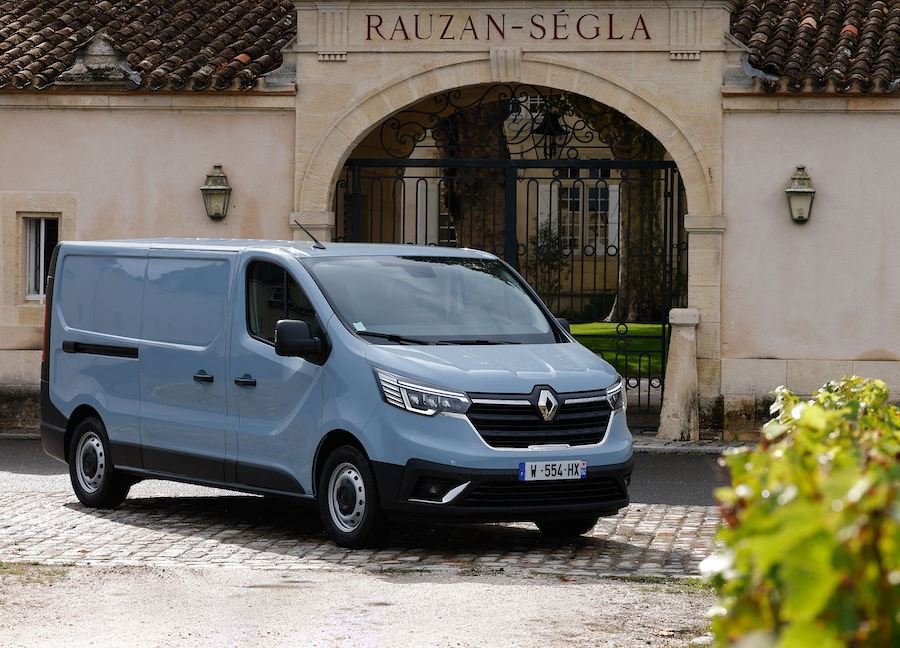 Novo Renault Trafic Van E-Tech Electric: Quase 300 km de autonomia para o trabalho