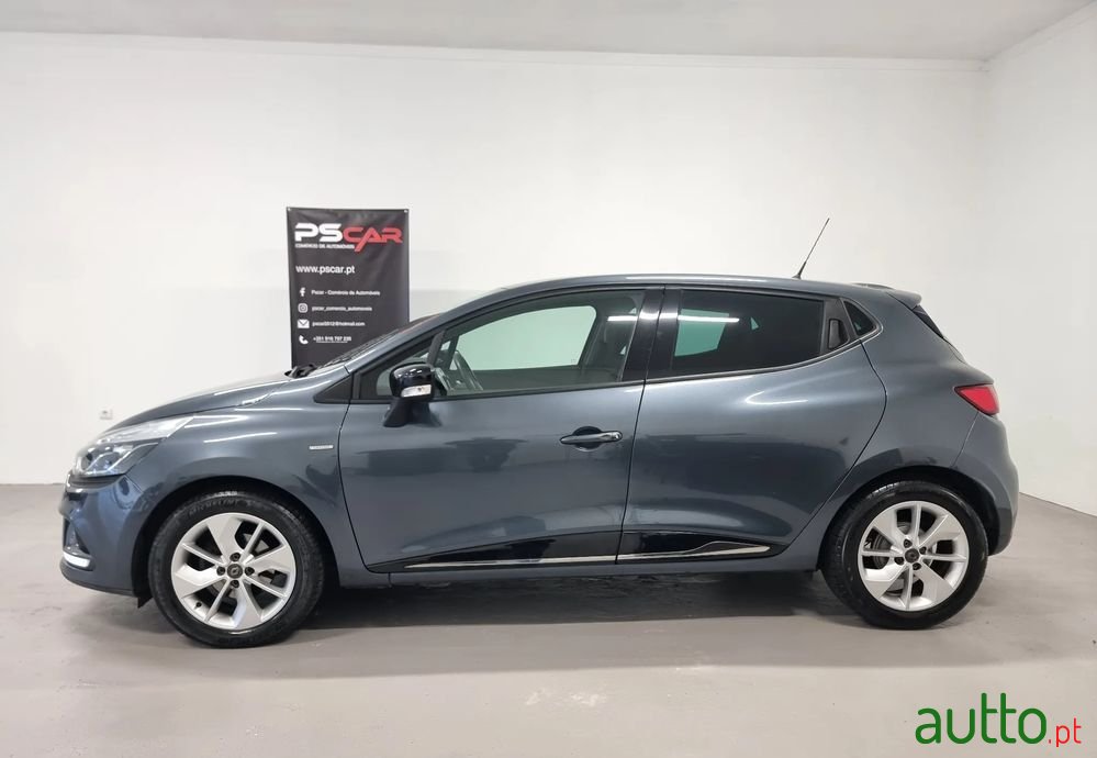 2018' Renault Clio 0.9 Tce Limited Edition photo #2