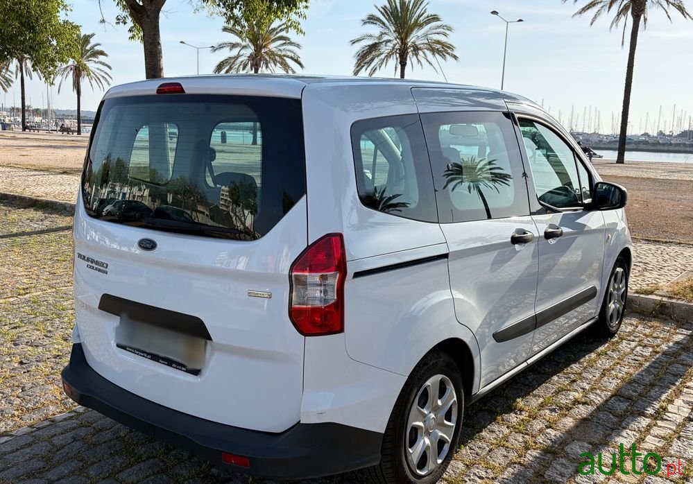 2017' Ford Tourneo Courier photo #1