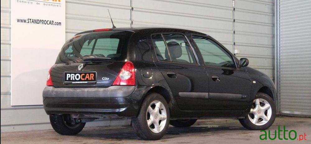 2004' Renault Clio 1.2 16V Billabong photo #1