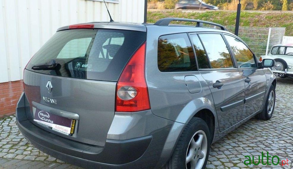 2005' Renault Megane Break photo #4