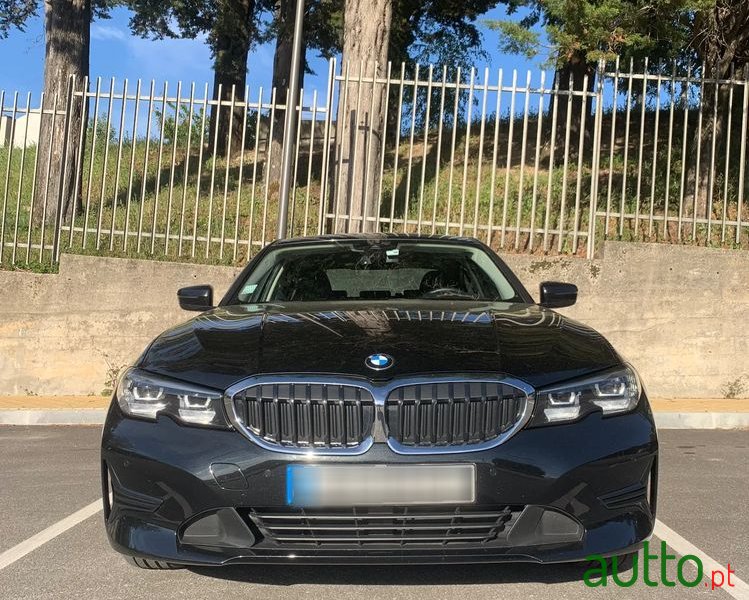 2020' BMW 330 E Auto photo #4