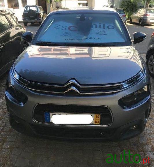 2019' Citroen C4 Cactus photo #1