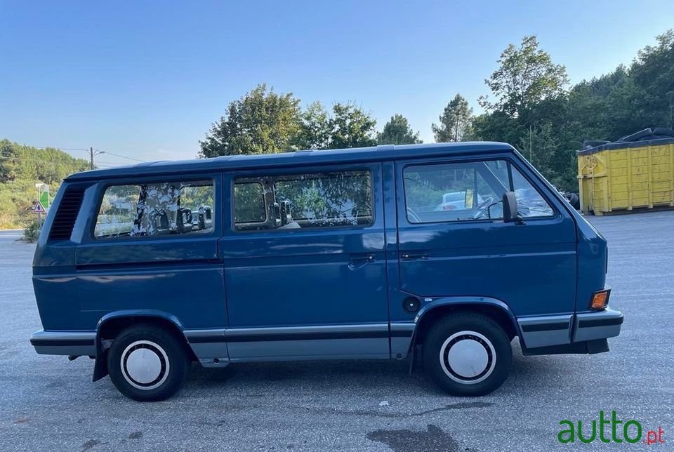 1988' Volkswagen Caravelle photo #3