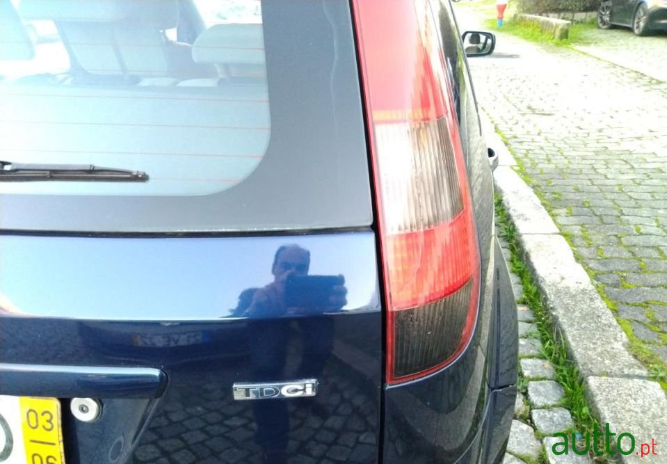 2003' Ford Fiesta photo #4