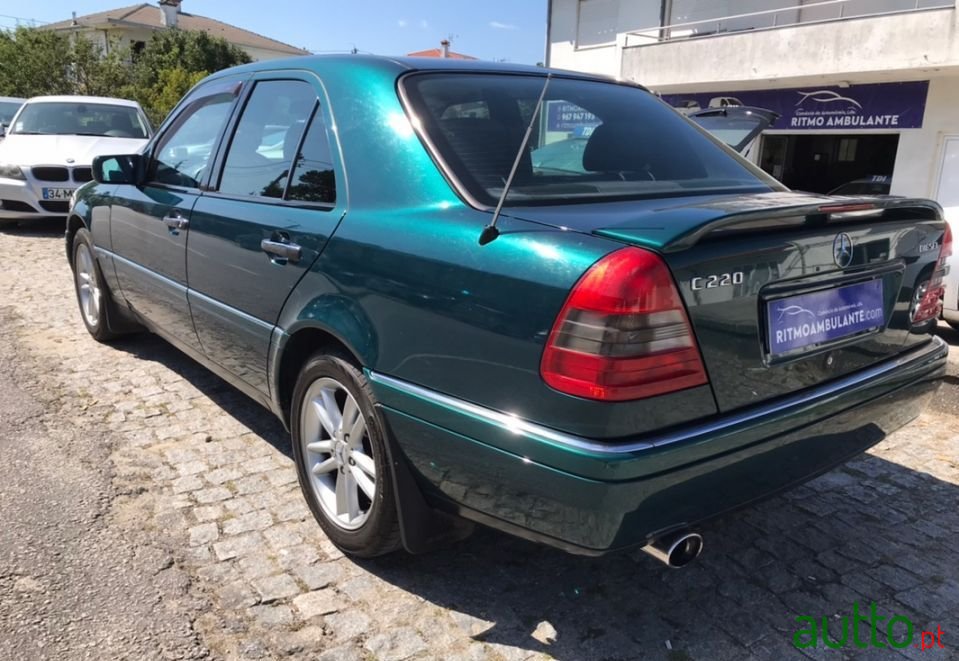 1994' Mercedes-Benz C-220 photo #2