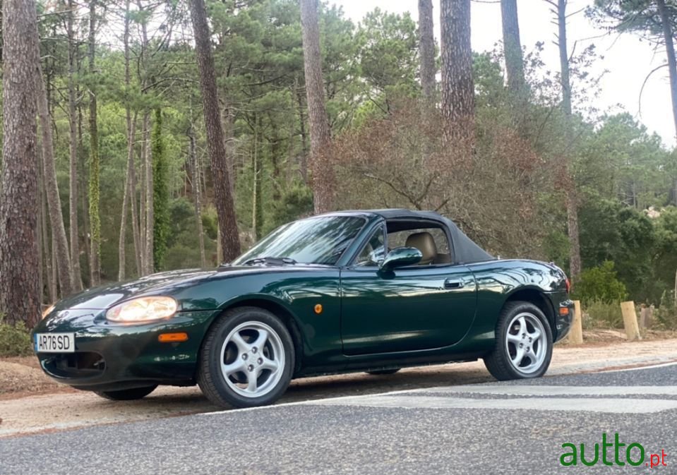 2000' Mazda MX-5 photo #1