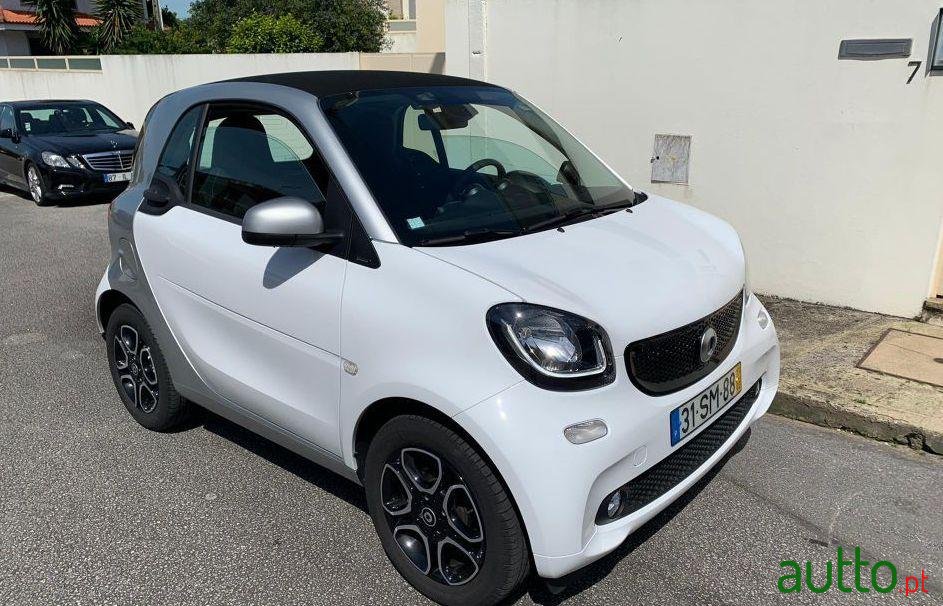 2017' Smart Fortwo photo #2