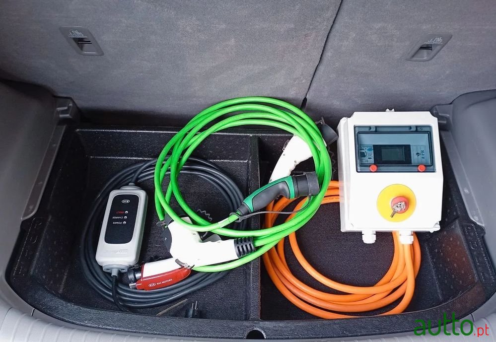 2017' Kia E-Soul Ev photo #4