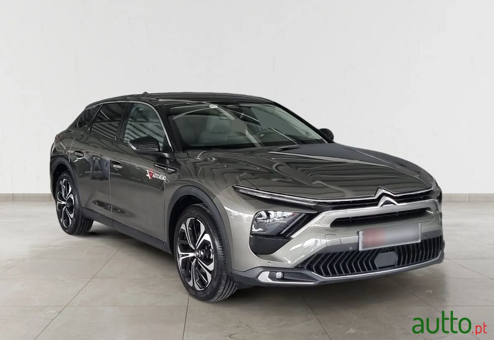 2023' Citroen C5 X photo #2