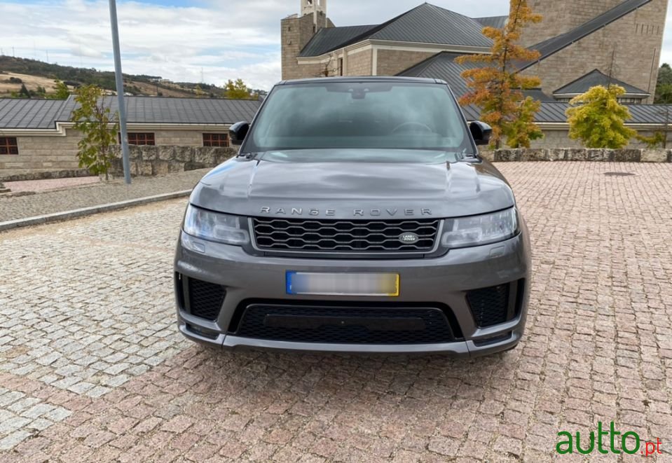 2018' Land Rover Range Rover Sport photo #2