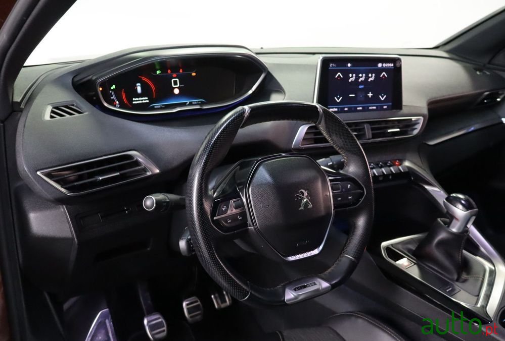 2017' Peugeot 3008 1.6 Bluehdi Gt Line photo #5
