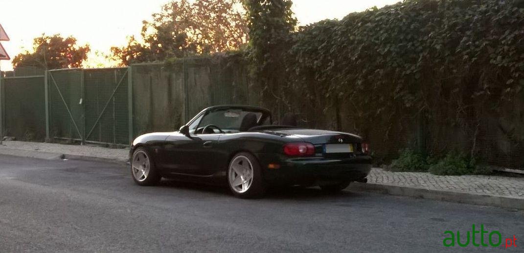 2002' Mazda MX-5 1.6 16V photo #1