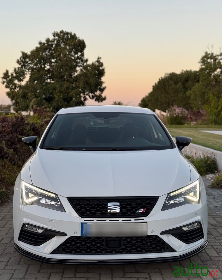 2017' SEAT Leon photo #3