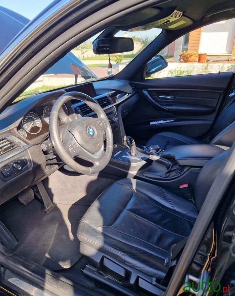 2015' BMW 318 photo #6