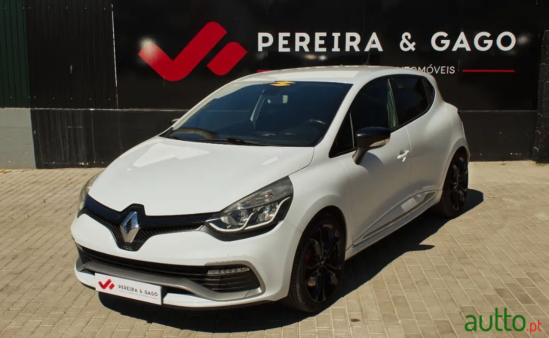 2014' Renault Clio photo #1
