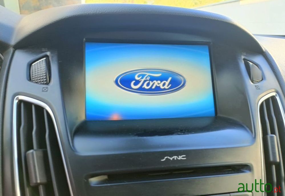 2016' Ford Focus Sw photo #5