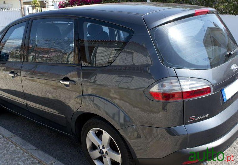 2008' Ford S-Max Titanium 7 Lug photo #2