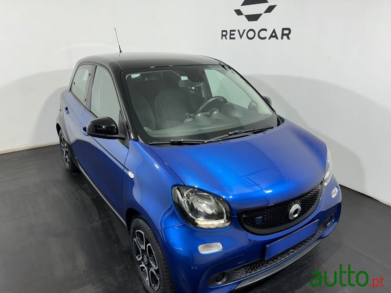 2018' Smart Forfour Electric Drive Passion photo #3