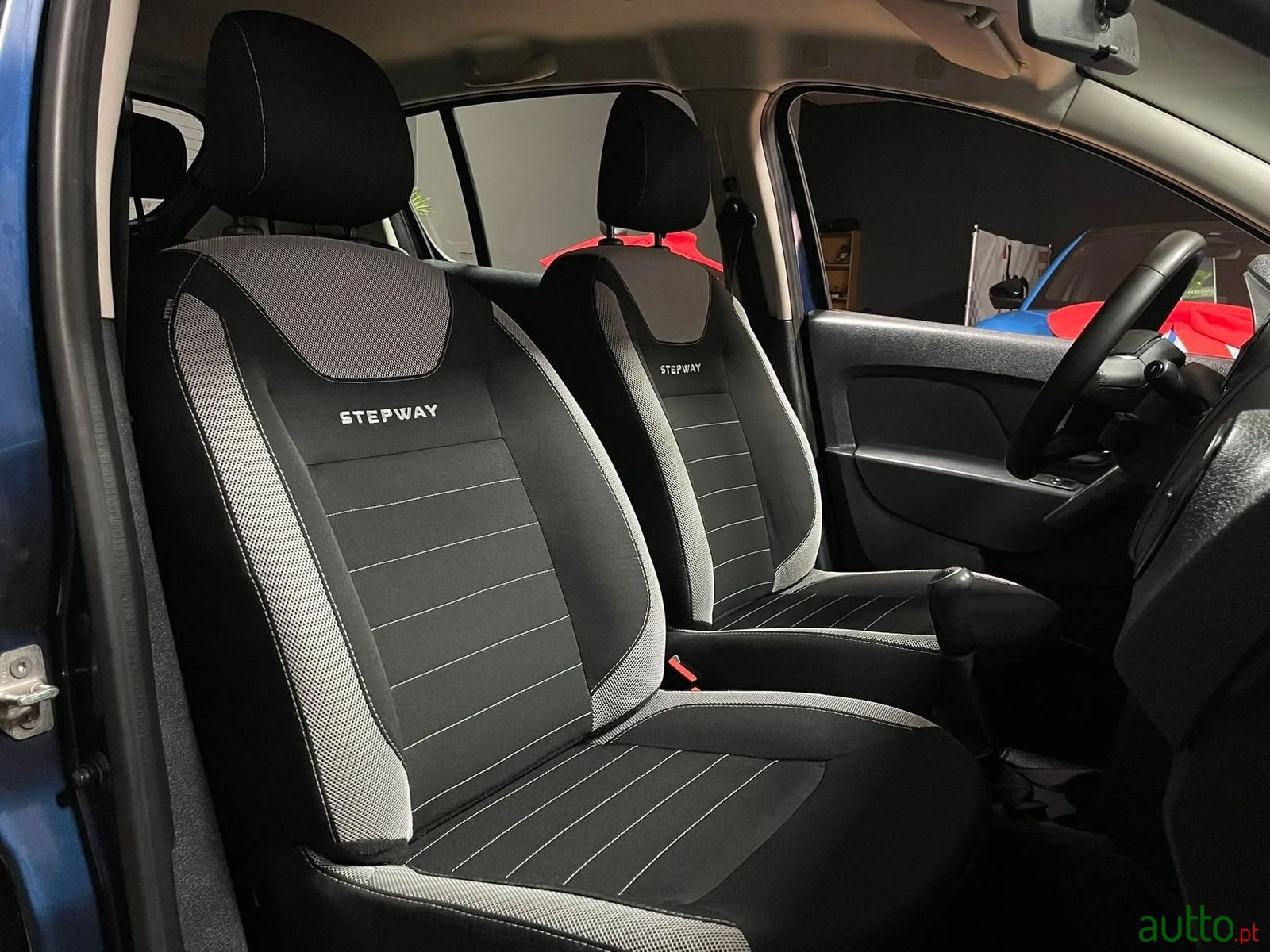 2017' Dacia Sandero photo #6