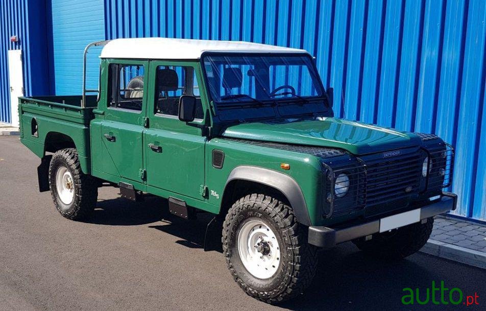 2003' Land Rover Defender photo #3