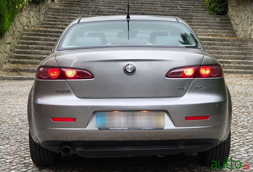2008' Alfa Romeo 159 photo #5