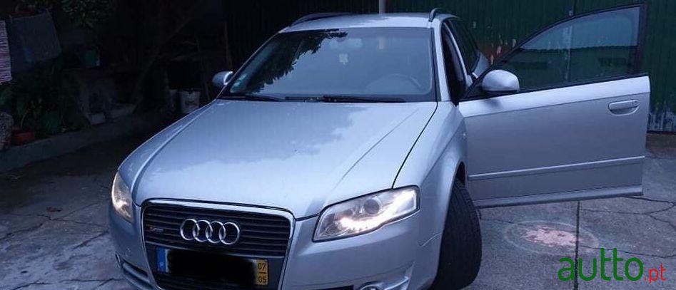 2007' Audi A4 Avant photo #2
